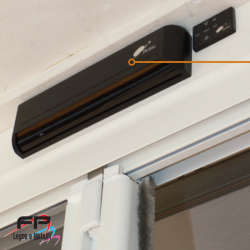 zanzariera tradizionale motoscenica 3